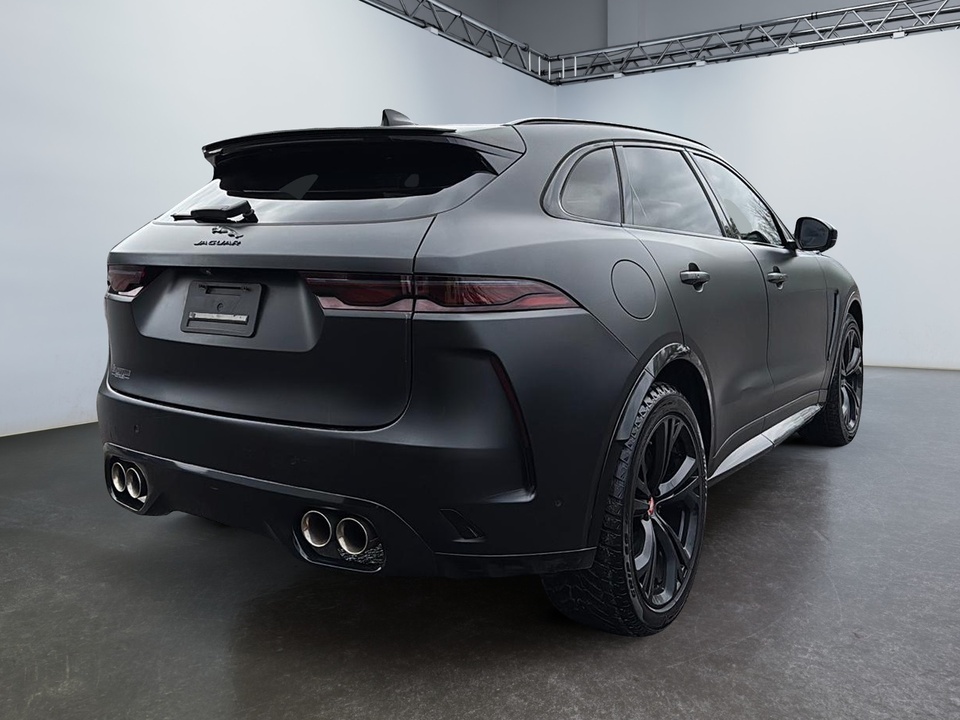 2021 Jaguar F-Pace SVR — 3