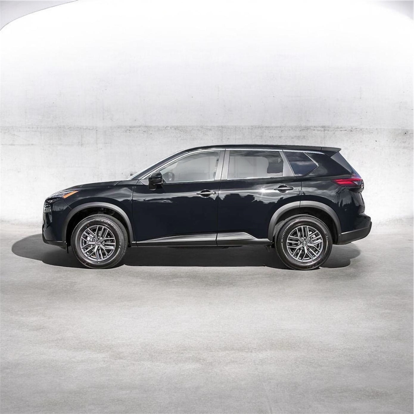 2026 Nissan Rogue S — 5