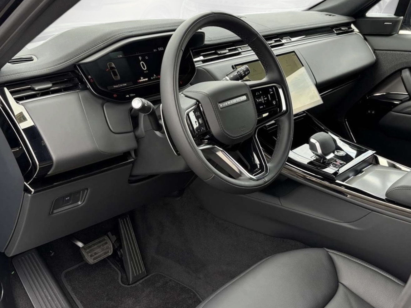 2026 Range Rover Sport — 5
