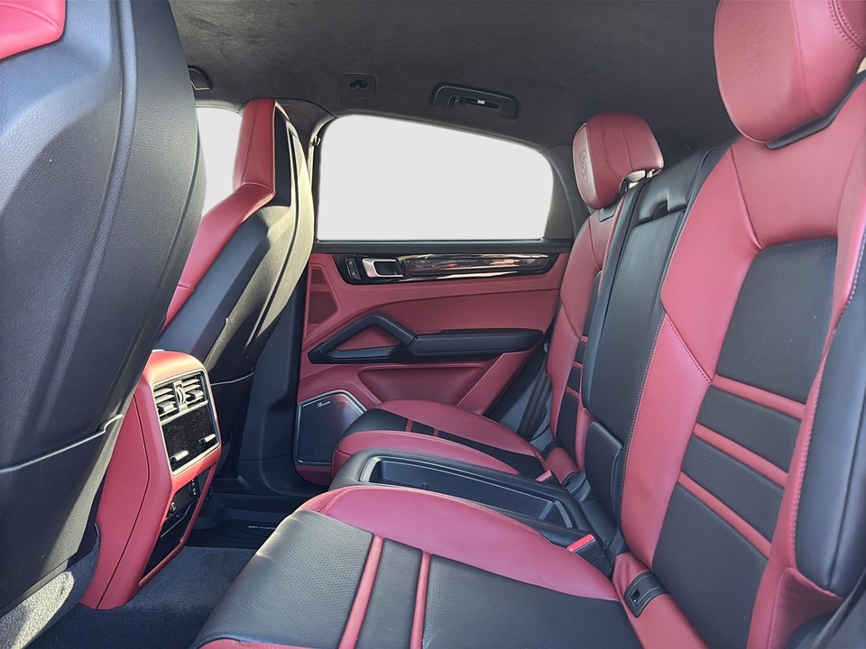 2023 Porsche Cayenne Turbo GT — 7