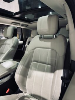 
2022 Range Rover full									