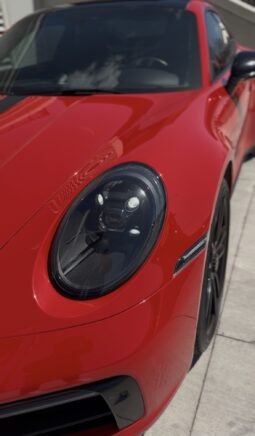 
2022 Porsche 911 Carrera GTS full									