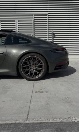 
2020 911 Carrera full									