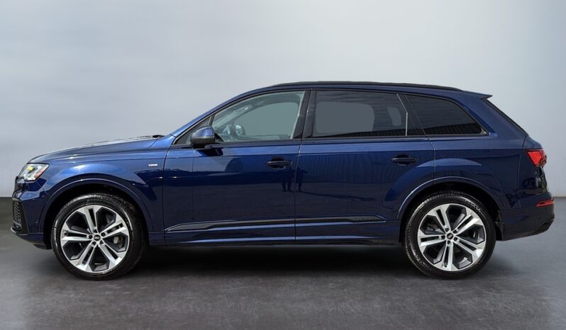 
2023 Audi Q7 progressive full									