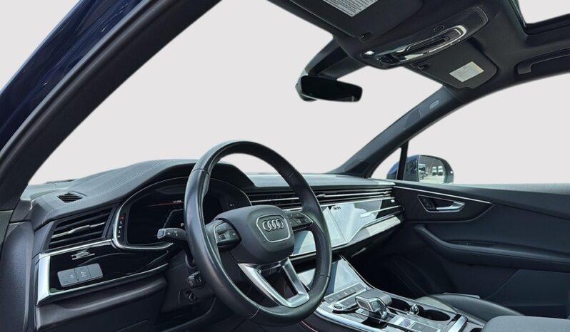 
2023 Audi Q7 progressive full									