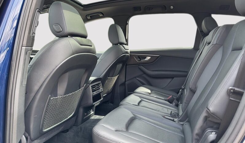 
2023 Audi Q7 progressive full									
