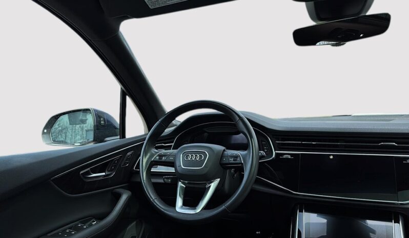 
2023 Audi Q7 progressive full									