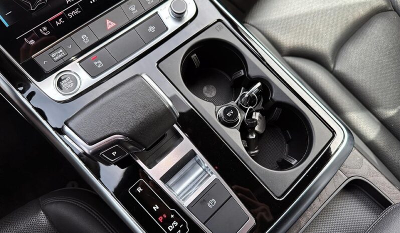 
2023 Audi Q7 progressive full									