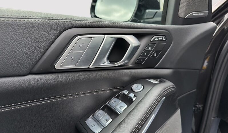 
BMW X7 2022 full									